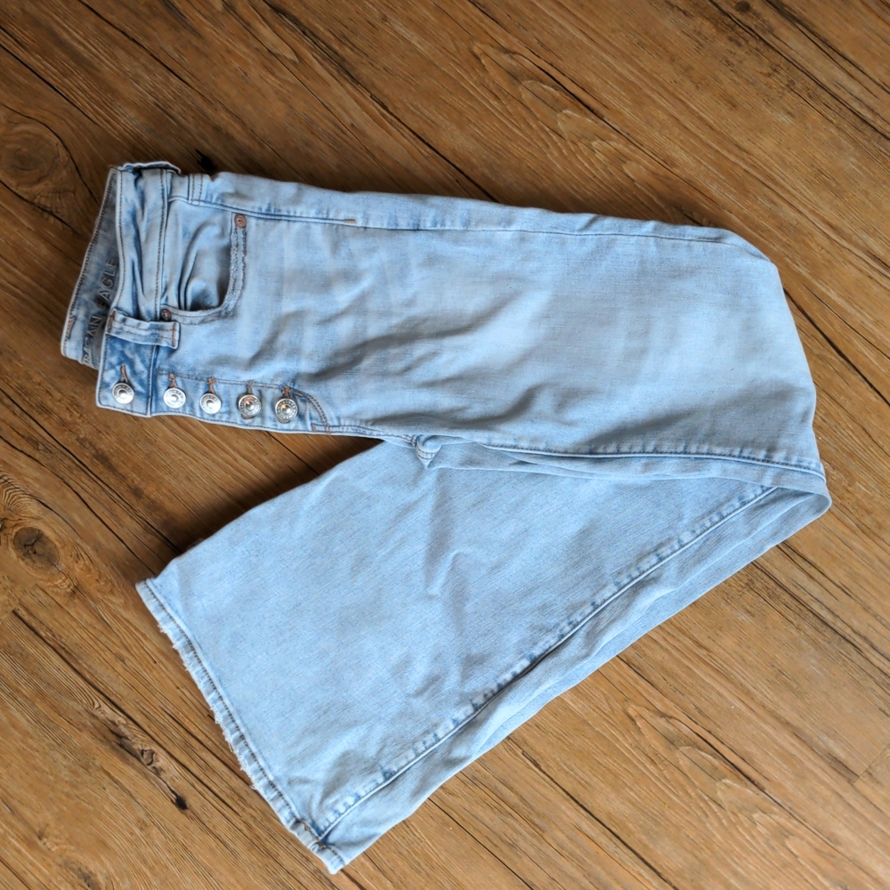 NEW American Eagle High Rise Flare Jeans with Button Fly size 4 long